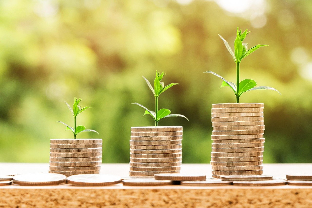 The Average Monthly Income for Retirees